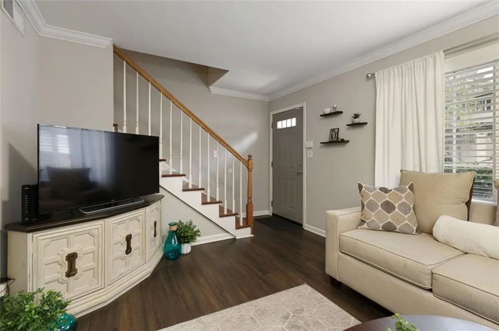 6940 Roswell Road Unit 25a, Atlanta, Georgia 30328, 2 Bedrooms Bedrooms, ,1 BathroomBathrooms,Residential,Sold,6940 Roswell Road Unit 25a,7255898