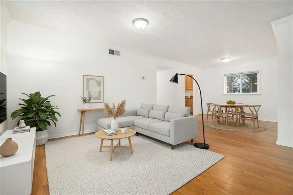 Virtual Staging