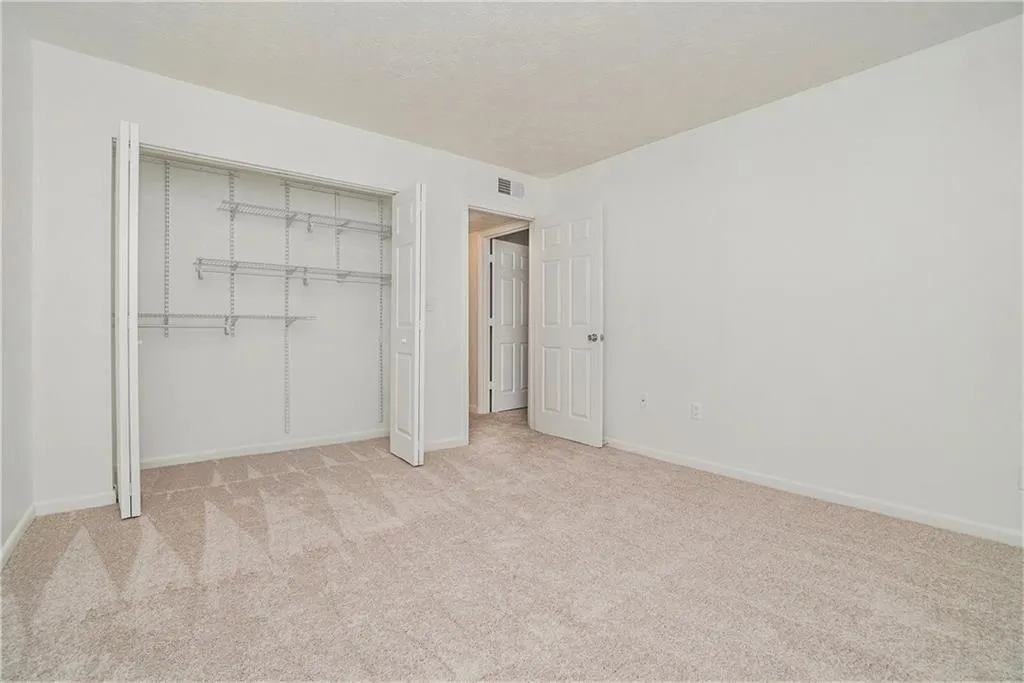 1150 Collier Road Nw Unit 12f, Atlanta, Georgia 30318, 2 Bedrooms Bedrooms, 0 ,2 BathroomsBathrooms,Residential,For Sale,1150 Collier Road Nw Unit 12f,7775553
