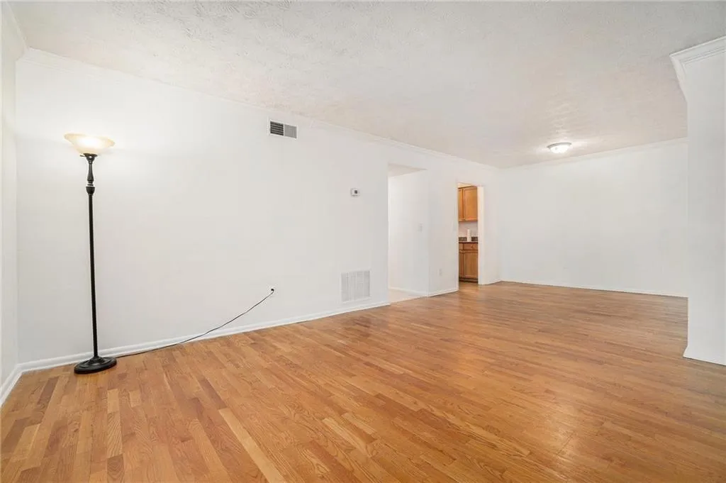 1150 Collier Road Nw Unit 12f, Atlanta, Georgia 30318, 2 Bedrooms Bedrooms, 0 ,2 BathroomsBathrooms,Residential,For Sale,1150 Collier Road Nw Unit 12f,7775553