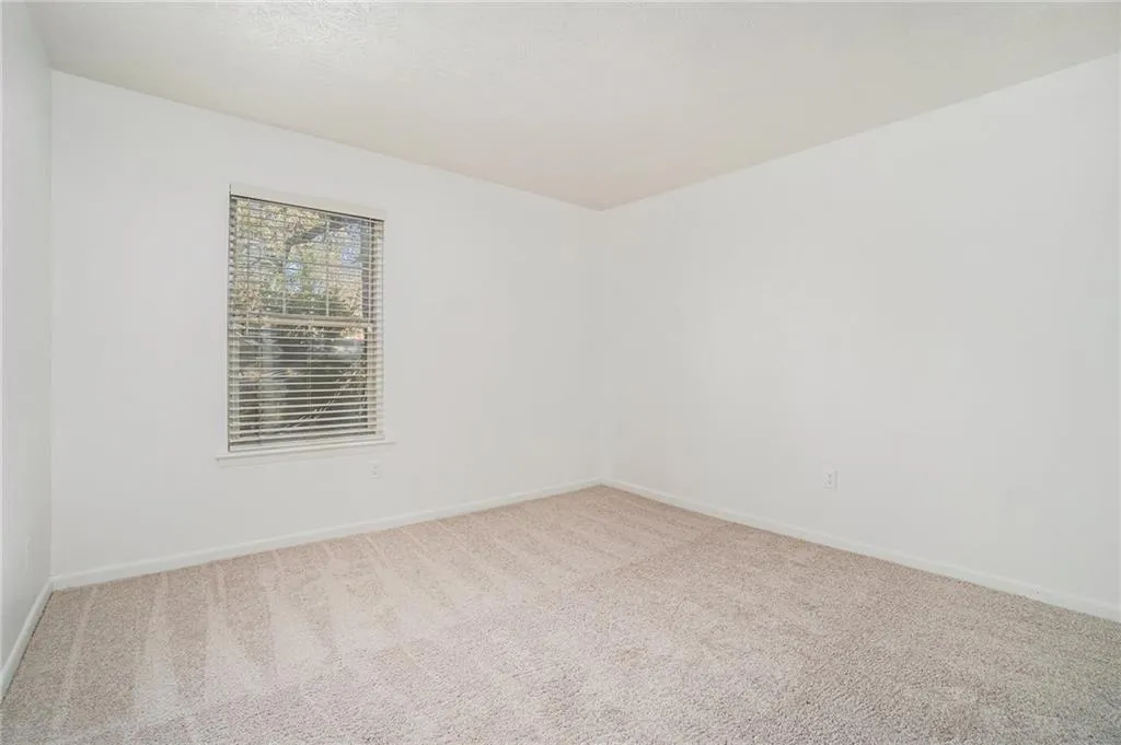 1150 Collier Road Nw Unit 12f, Atlanta, Georgia 30318, 2 Bedrooms Bedrooms, 0 ,2 BathroomsBathrooms,Residential,For Sale,1150 Collier Road Nw Unit 12f,7775553