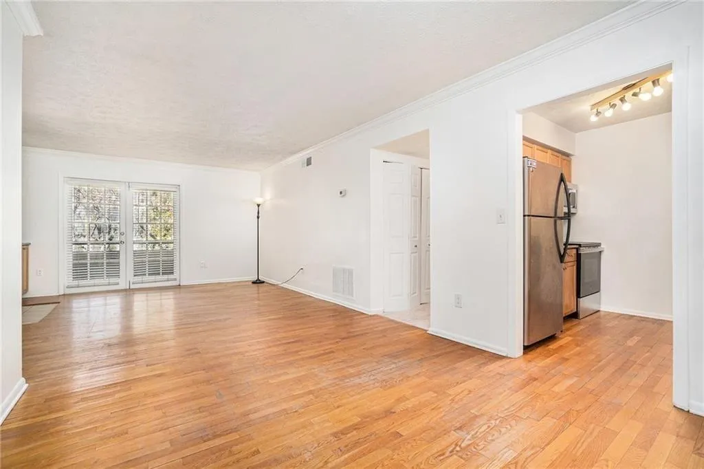 1150 Collier Road Nw Unit 12f, Atlanta, Georgia 30318, 2 Bedrooms Bedrooms, 0 ,2 BathroomsBathrooms,Residential,For Sale,1150 Collier Road Nw Unit 12f,7775553
