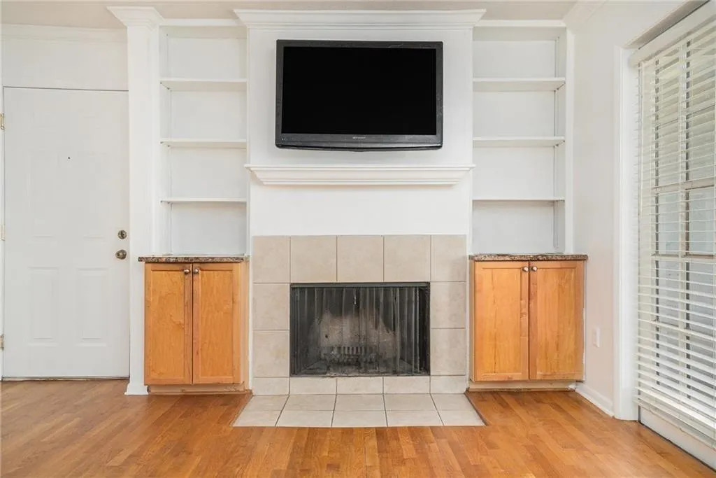 1150 Collier Road Nw Unit 12f, Atlanta, Georgia 30318, 2 Bedrooms Bedrooms, 0 ,2 BathroomsBathrooms,Residential,For Sale,1150 Collier Road Nw Unit 12f,7775553