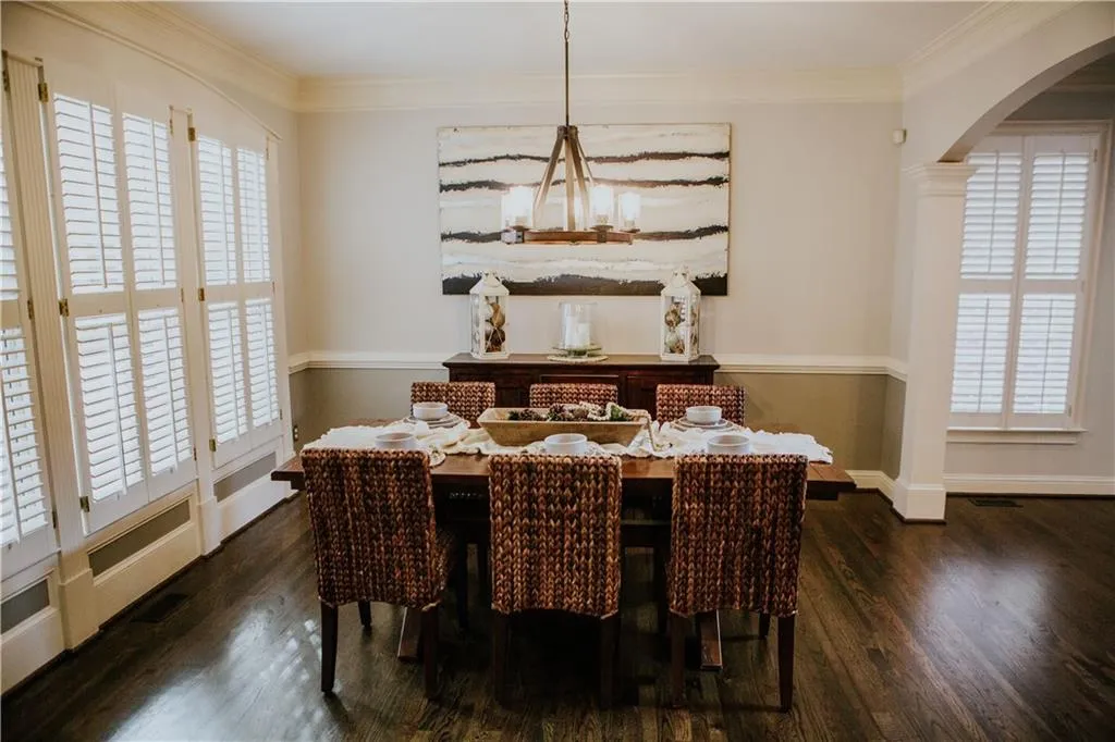 925 Roberts Landing Cove, Sandy Springs, Georgia 30350, 4 Bedrooms Bedrooms, ,3 BathroomsBathrooms,Residential,Sold,925 Roberts Landing Cove,6668302