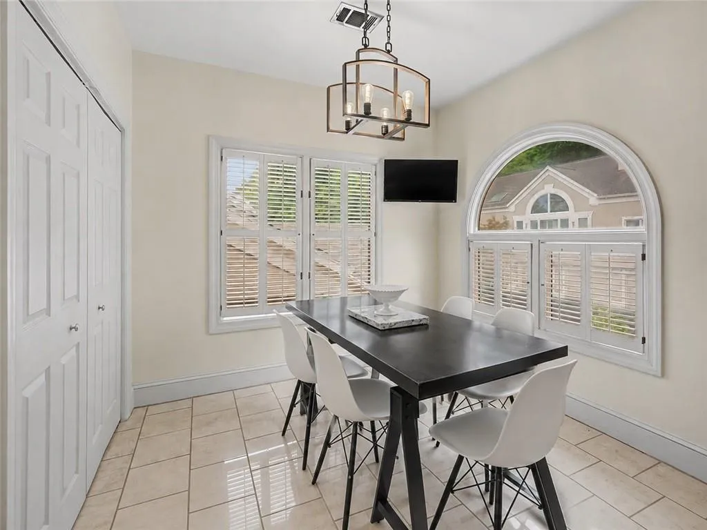 3210 Paces Mill Road Se, Atlanta, Georgia 30339, 3 Bedrooms Bedrooms, 0 ,2 BathroomsBathrooms,Residential,For Sale,3210 Paces Mill Road Se,7815043