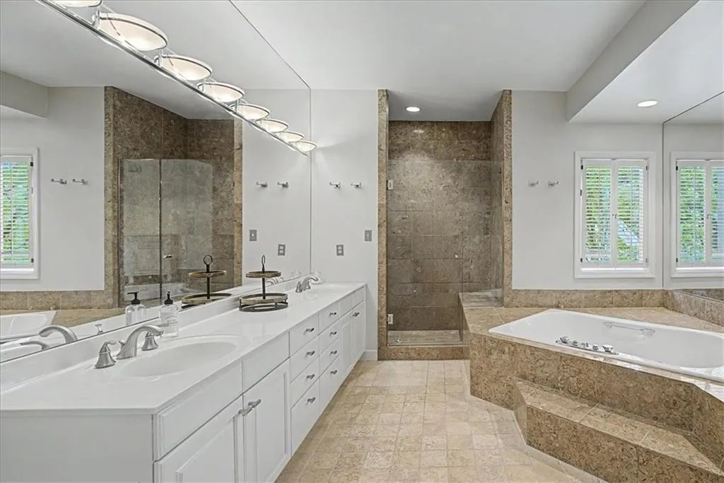 3210 Paces Mill Road Se, Atlanta, Georgia 30339, 3 Bedrooms Bedrooms, 0 ,2 BathroomsBathrooms,Residential,For Sale,3210 Paces Mill Road Se,7815043