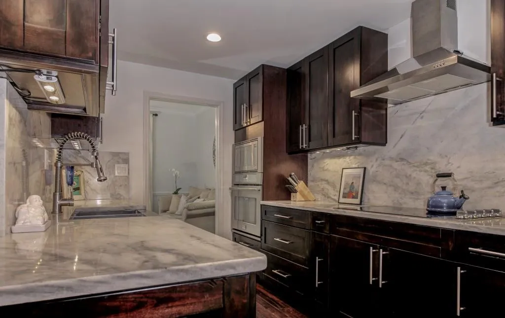 3 Willow Glen Ne Unit 3, Atlanta, Georgia 30342, 4 Bedrooms Bedrooms, ,3 BathroomsBathrooms,Residential,Sold,3 Willow Glen Ne Unit 3,5662203