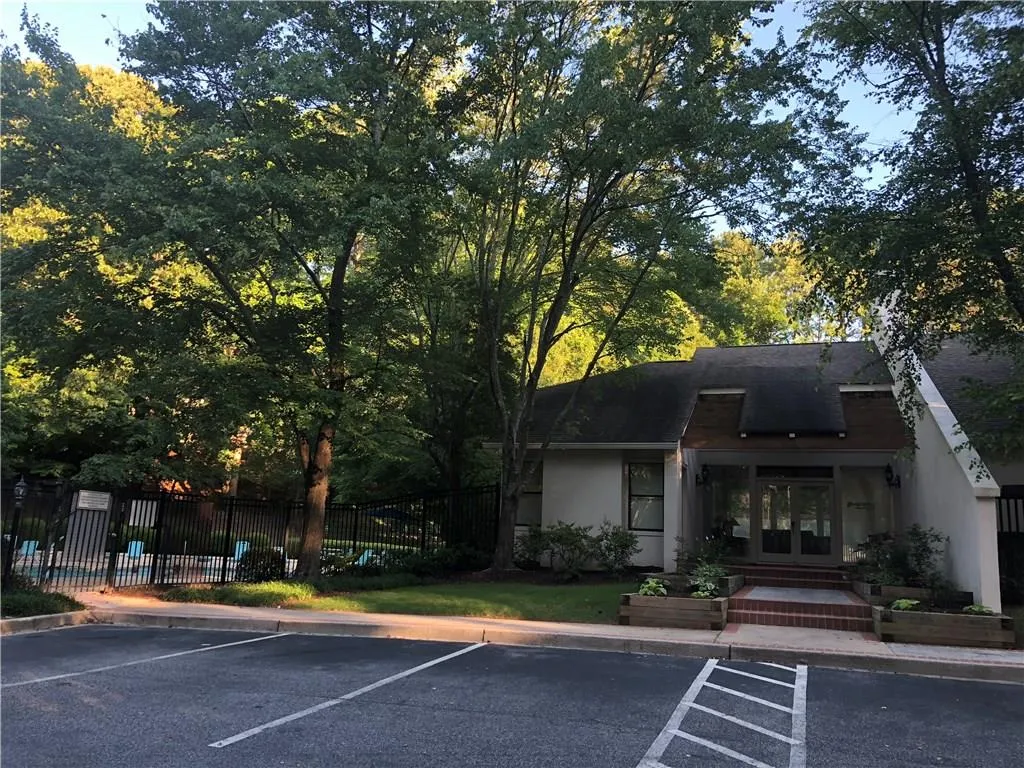 2205 Huntingdon Chase, Atlanta, Georgia 30350, 2 Bedrooms Bedrooms, ,2 BathroomsBathrooms,Residential,Sold,2205 Huntingdon Chase,6023355