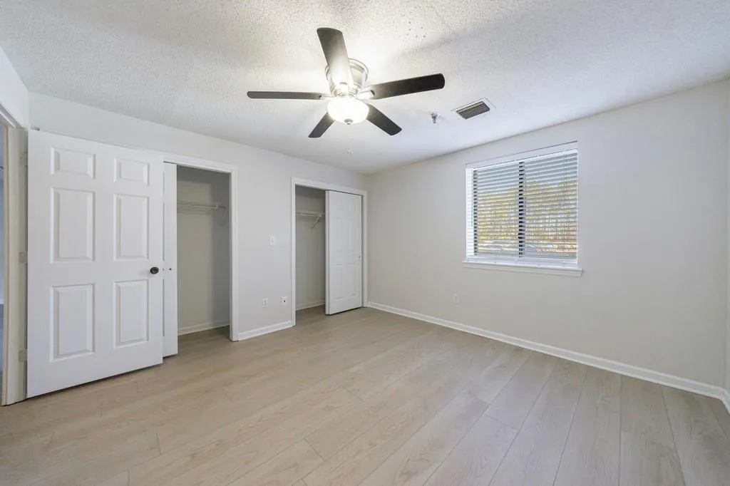 300 Johnson Ferry Road Ne Unit B113, Atlanta, Georgia 30328, 2 Bedrooms Bedrooms, ,2 BathroomsBathrooms,Residential,For Sale,300 Johnson Ferry Road Ne Unit B113,7535460