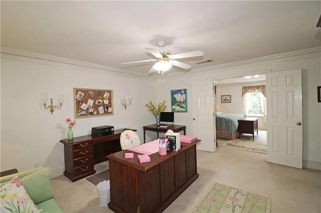 9620 Huntcliff Trace, Atlanta, Georgia 30350, 6 Bedrooms Bedrooms, ,4 BathroomsBathrooms,Residential,Sold,9620 Huntcliff Trace,6924192