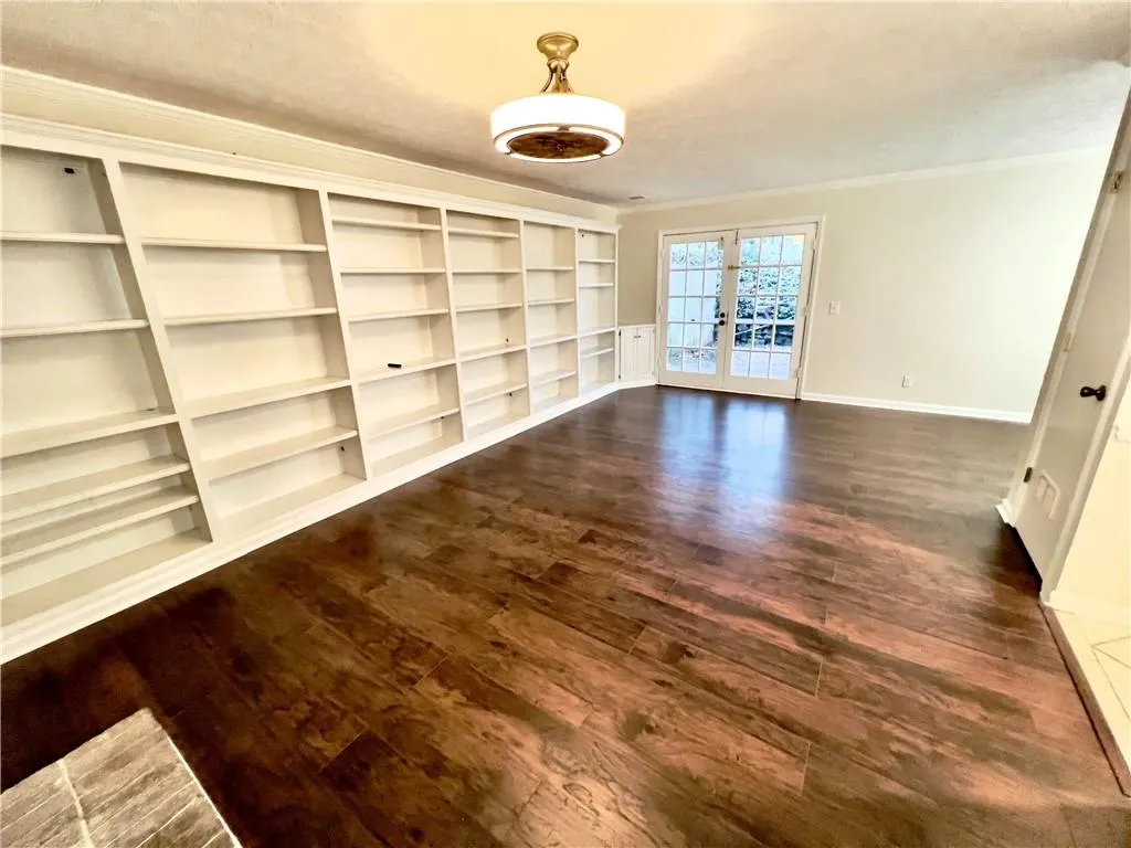 5480 Chemin De Vie, Atlanta, Georgia 30342, 3 Bedrooms Bedrooms, ,2 BathroomsBathrooms,Residential,Sold,5480 Chemin De Vie,7166073