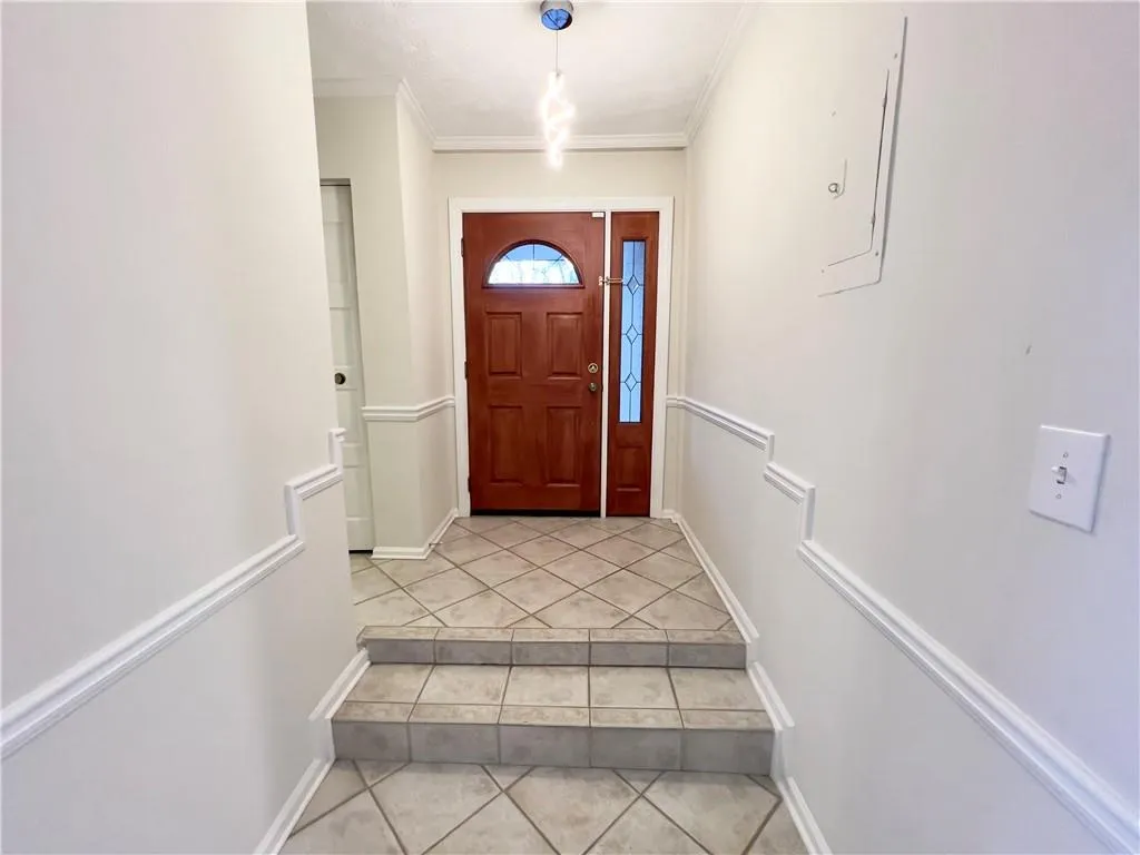 5480 Chemin De Vie, Atlanta, Georgia 30342, 3 Bedrooms Bedrooms, ,2 BathroomsBathrooms,Residential,Sold,5480 Chemin De Vie,7166073