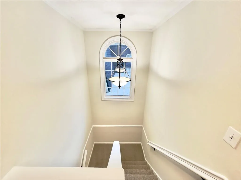 5480 Chemin De Vie, Atlanta, Georgia 30342, 3 Bedrooms Bedrooms, ,2 BathroomsBathrooms,Residential,Sold,5480 Chemin De Vie,7166073