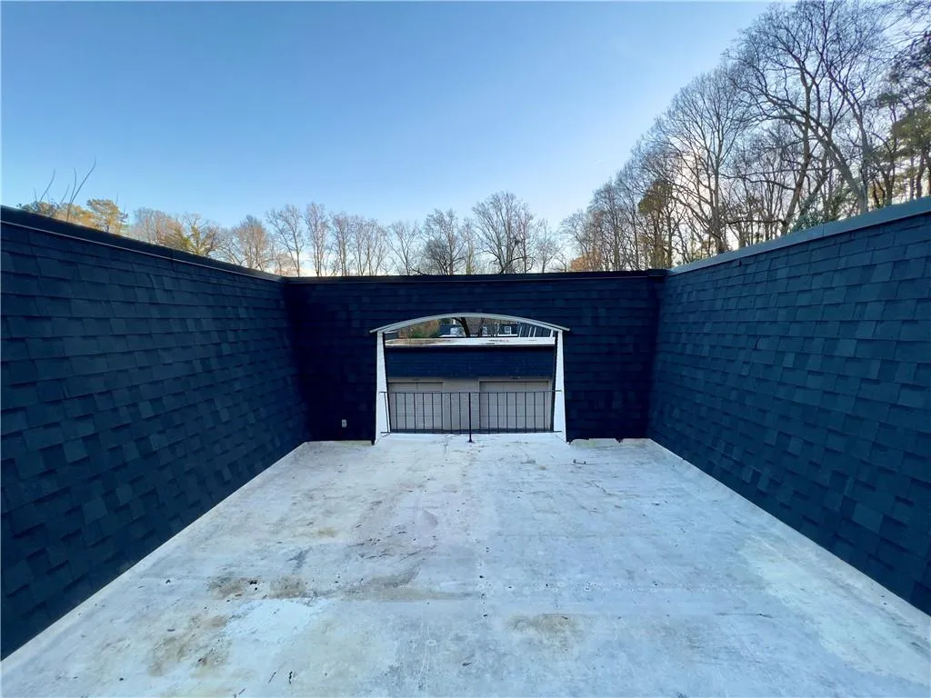 5480 Chemin De Vie, Atlanta, Georgia 30342, 3 Bedrooms Bedrooms, ,2 BathroomsBathrooms,Residential,Sold,5480 Chemin De Vie,7166073