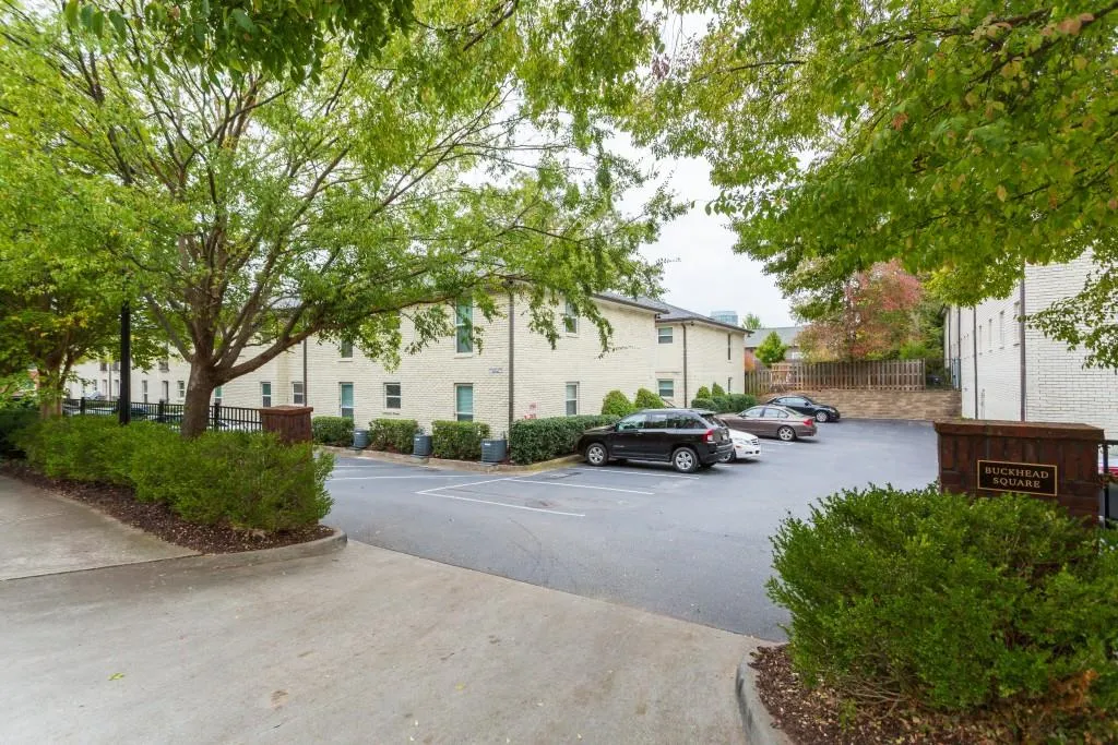 48 Peachtree Avenue Ne Unit 113, Atlanta, Georgia 30305, 2 Bedrooms Bedrooms, ,1 BathroomBathrooms,Residential,Sold,48 Peachtree Avenue Ne Unit 113,6092051