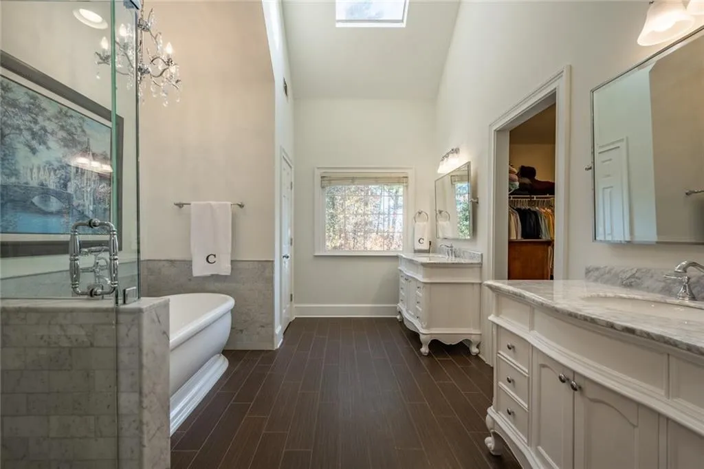 7665 Blandford Place, Sandy Springs, Georgia 30350, 4 Bedrooms Bedrooms, ,3 BathroomsBathrooms,Residential,Sold,7665 Blandford Place,6815230