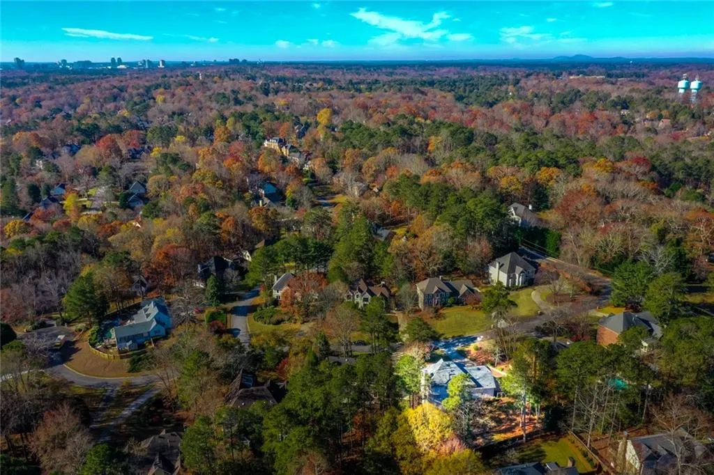 7665 Blandford Place, Sandy Springs, Georgia 30350, 4 Bedrooms Bedrooms, ,3 BathroomsBathrooms,Residential,Sold,7665 Blandford Place,6815230