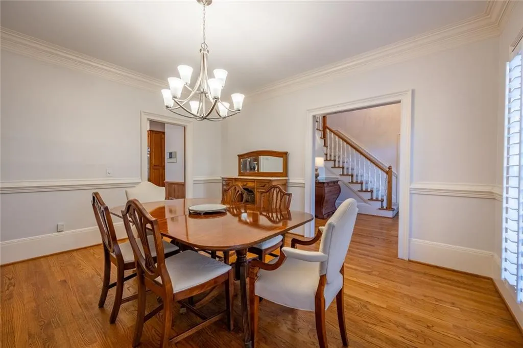 7665 Blandford Place, Sandy Springs, Georgia 30350, 4 Bedrooms Bedrooms, ,3 BathroomsBathrooms,Residential,Sold,7665 Blandford Place,6815230