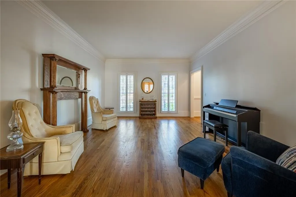 7665 Blandford Place, Sandy Springs, Georgia 30350, 4 Bedrooms Bedrooms, ,3 BathroomsBathrooms,Residential,Sold,7665 Blandford Place,6815230