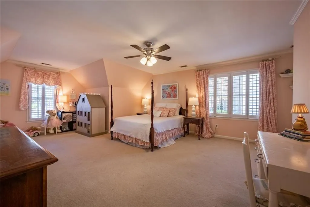 7665 Blandford Place, Sandy Springs, Georgia 30350, 4 Bedrooms Bedrooms, ,3 BathroomsBathrooms,Residential,Sold,7665 Blandford Place,6815230