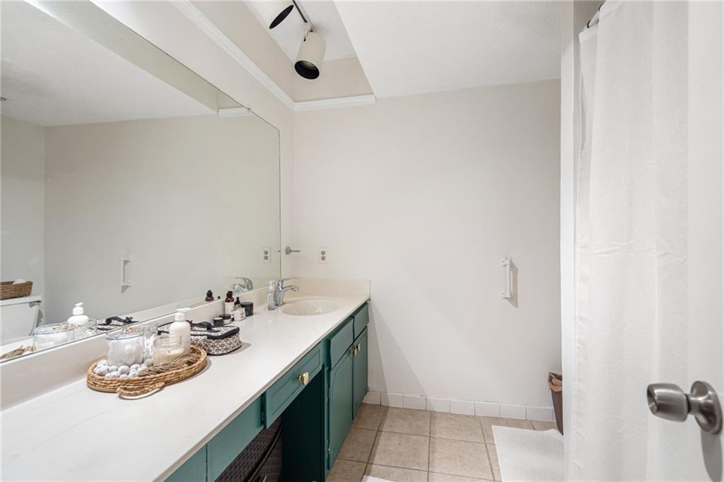 6851 Roswell Road Unit F15, Atlanta, Georgia 30328, 3 Bedrooms Bedrooms, ,2 BathroomsBathrooms,Residential,Sold,6851 Roswell Road Unit F15,7312564