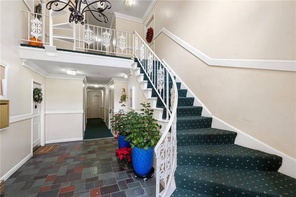 6851 Roswell Road Unit F15, Atlanta, Georgia 30328, 3 Bedrooms Bedrooms, ,2 BathroomsBathrooms,Residential,Sold,6851 Roswell Road Unit F15,7312564