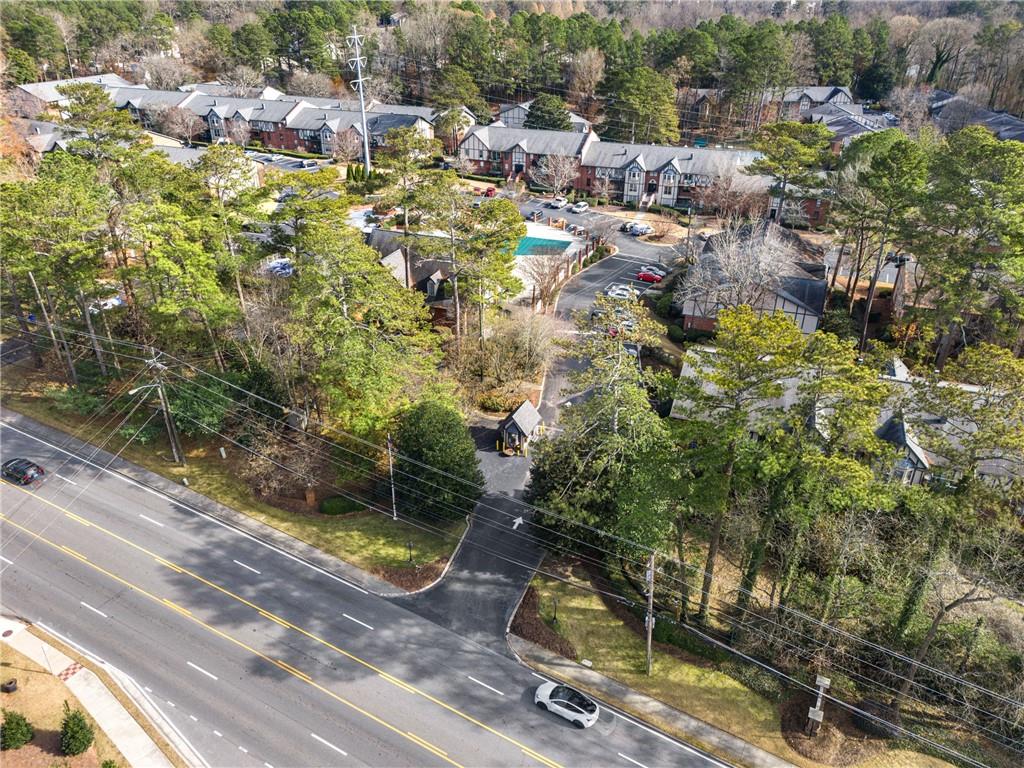 6851 Roswell Road Unit F15, Atlanta, Georgia 30328, 3 Bedrooms Bedrooms, ,2 BathroomsBathrooms,Residential,Sold,6851 Roswell Road Unit F15,7312564