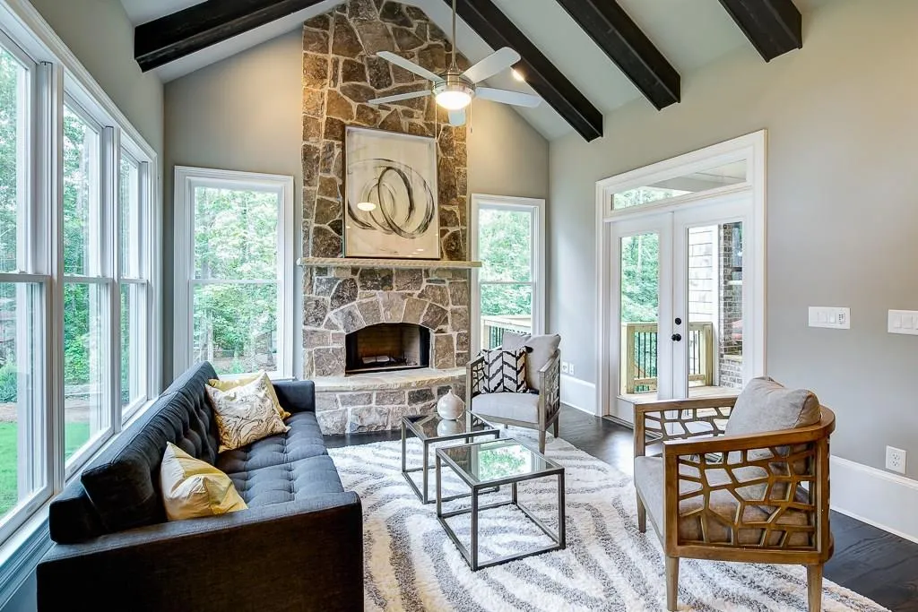 515 Belada Boulevard, Sandy Springs, Georgia 30342, 5 Bedrooms Bedrooms, ,4 BathroomsBathrooms,Residential,Sold,515 Belada Boulevard,5773530
