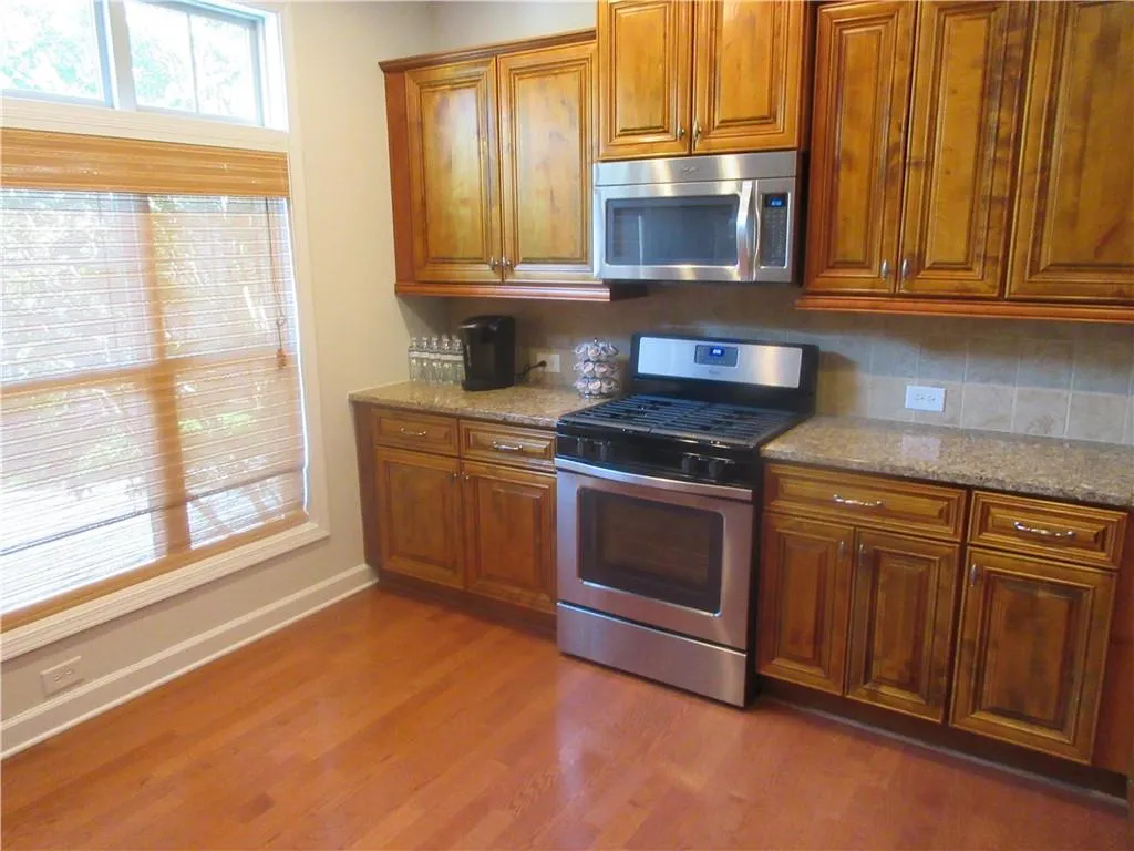 7260 Glisten Avenue Unit 97, Atlanta, Georgia 30328, 3 Bedrooms Bedrooms, ,3 BathroomsBathrooms,Residential,Sold,7260 Glisten Avenue Unit 97,6884678