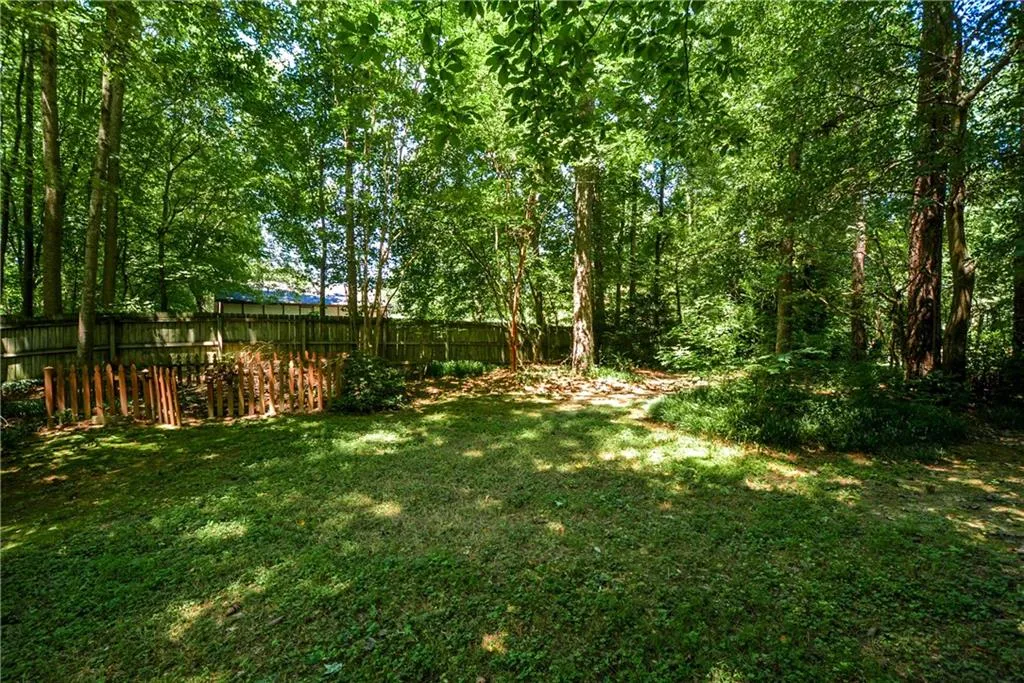 7560 Winters Chapel Road, Sandy Springs, Georgia 30350, 3 Bedrooms Bedrooms, ,2 BathroomsBathrooms,Residential,Sold,7560 Winters Chapel Road,5941659