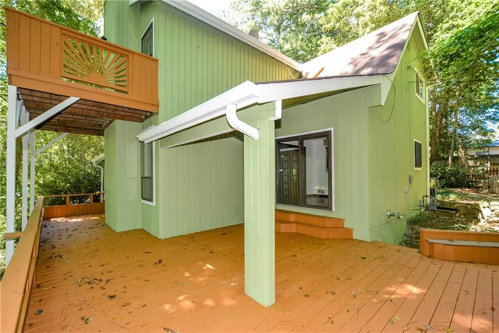 7560 Winters Chapel Road, Sandy Springs, Georgia 30350, 3 Bedrooms Bedrooms, ,2 BathroomsBathrooms,Residential,Sold,7560 Winters Chapel Road,5941659