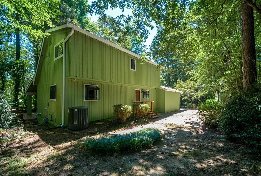 7560 Winters Chapel Road, Sandy Springs, Georgia 30350, 3 Bedrooms Bedrooms, ,2 BathroomsBathrooms,Residential,Sold,7560 Winters Chapel Road,5941659