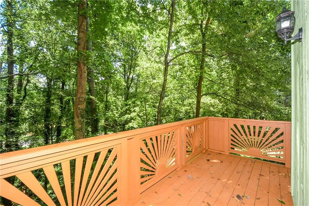 7560 Winters Chapel Road, Sandy Springs, Georgia 30350, 3 Bedrooms Bedrooms, ,2 BathroomsBathrooms,Residential,Sold,7560 Winters Chapel Road,5941659