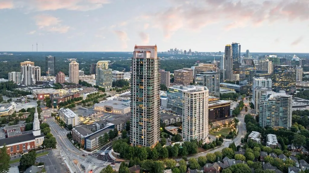 750 Park Avenue Ne Unit 25w, Atlanta, Georgia 30326, 3 Bedrooms Bedrooms, ,2 BathroomsBathrooms,Residential,For Sale,750 Park Avenue Ne Unit 25w,7648954