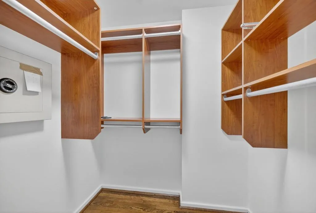 750 Park Avenue Ne Unit 25w, Atlanta, Georgia 30326, 3 Bedrooms Bedrooms, ,2 BathroomsBathrooms,Residential,For Sale,750 Park Avenue Ne Unit 25w,7648954