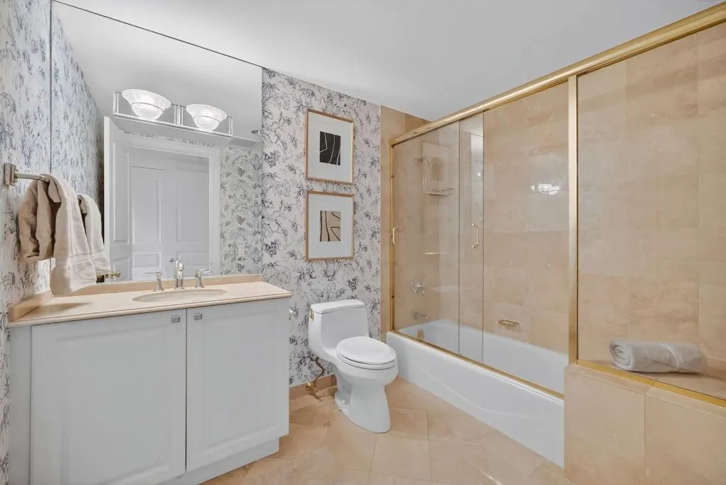 750 Park Avenue Ne Unit 25w, Atlanta, Georgia 30326, 3 Bedrooms Bedrooms, ,2 BathroomsBathrooms,Residential,For Sale,750 Park Avenue Ne Unit 25w,7648954