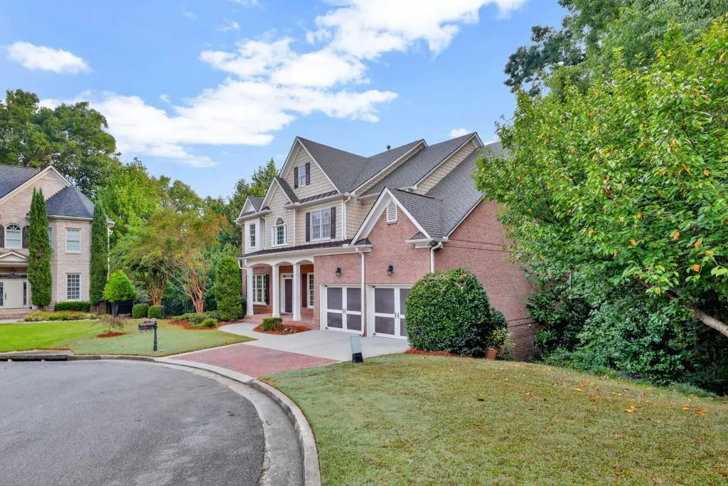 465 Trowgate Lane, Sandy Springs, Georgia 30350, 6 Bedrooms Bedrooms, ,6 BathroomsBathrooms,Residential,Sold,465 Trowgate Lane,6953167