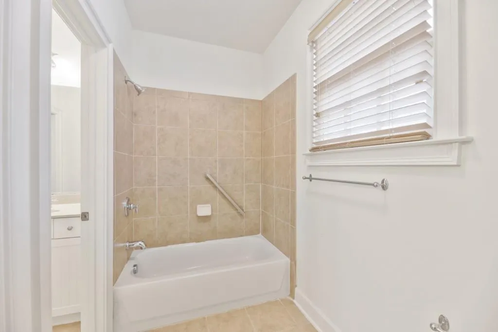 465 Trowgate Lane, Sandy Springs, Georgia 30350, 6 Bedrooms Bedrooms, ,6 BathroomsBathrooms,Residential,Sold,465 Trowgate Lane,6953167