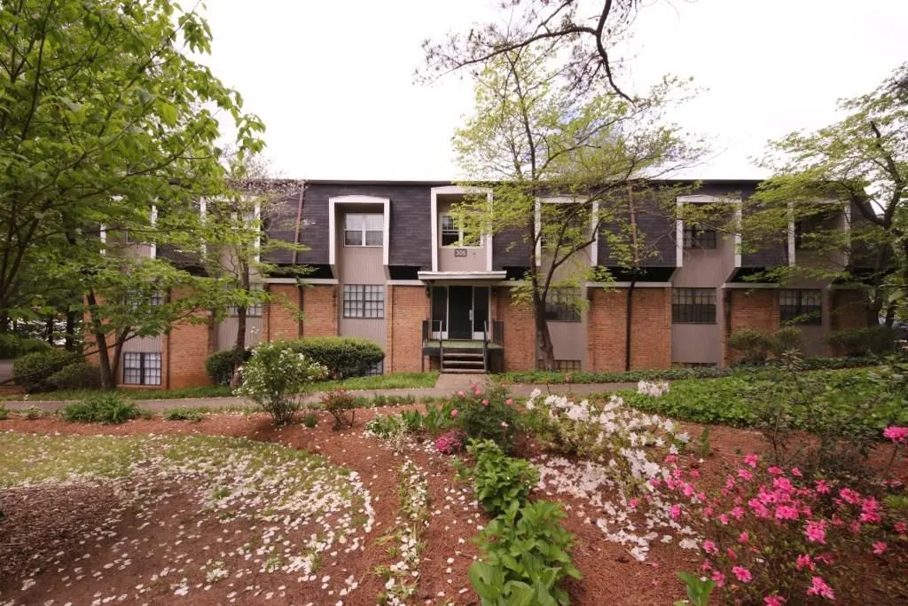 305 Winding River Drive Unit B, Atlanta, Georgia 30350, 3 Bedrooms Bedrooms, ,2 BathroomsBathrooms,Residential,Sold,305 Winding River Drive Unit B,5992352