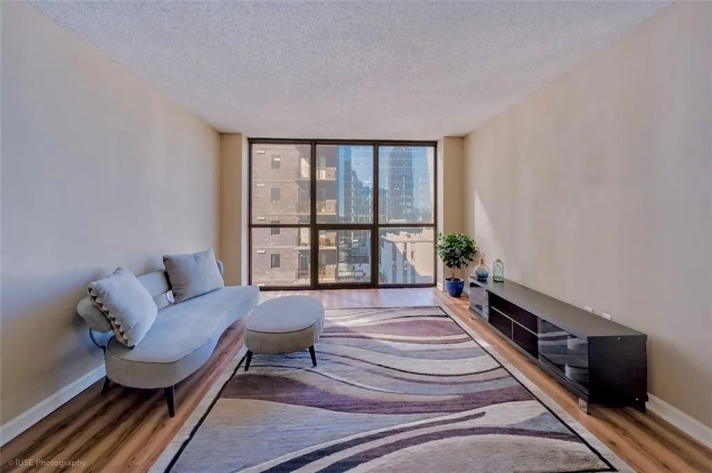 1280 W Peachtree Street Nw Unit 2302, Atlanta, Georgia 30309, 1 Bedroom Bedrooms, ,1 BathroomBathrooms,Residential,For Sale,1280 W Peachtree Street Nw Unit 2302,7532895