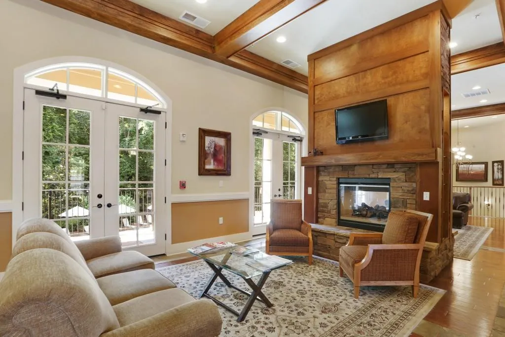 200 River Vista Drive Unit 236, Atlanta, Georgia 30339, 2 Bedrooms Bedrooms, ,2 BathroomsBathrooms,Residential,Sold,200 River Vista Drive Unit 236,6038777