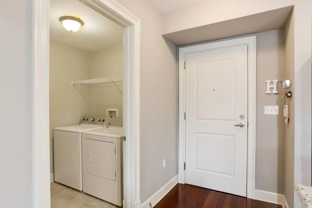 200 River Vista Drive Unit 236, Atlanta, Georgia 30339, 2 Bedrooms Bedrooms, ,2 BathroomsBathrooms,Residential,Sold,200 River Vista Drive Unit 236,6038777