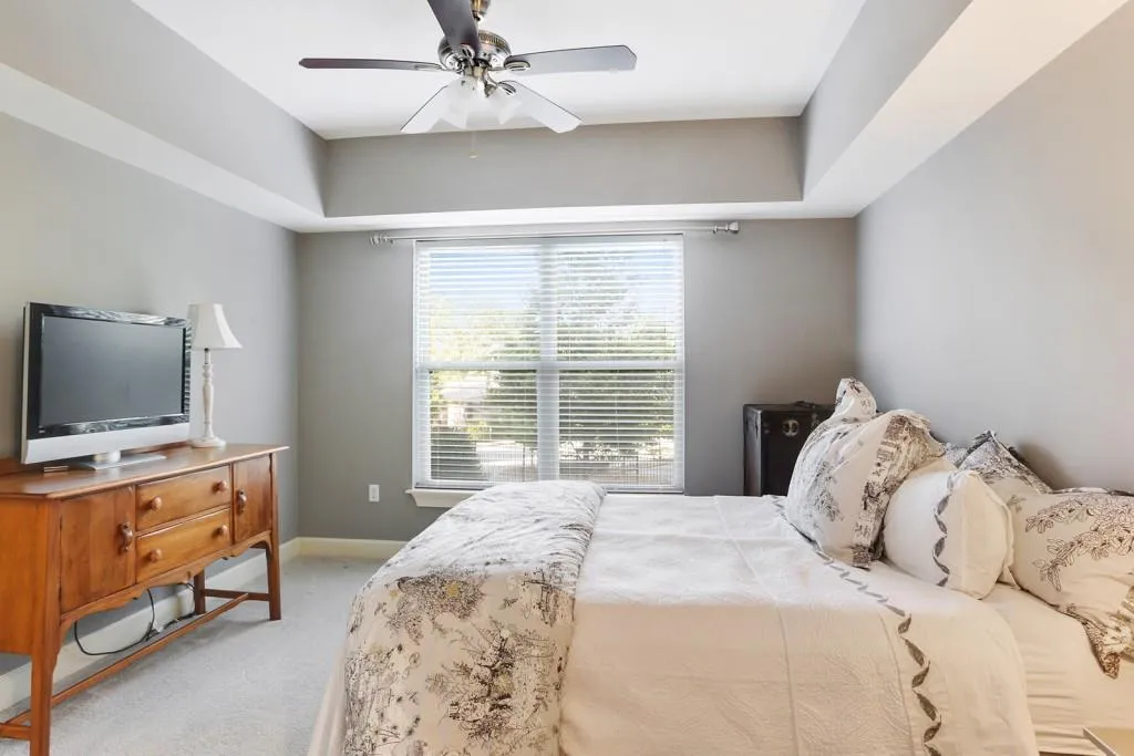 200 River Vista Drive Unit 236, Atlanta, Georgia 30339, 2 Bedrooms Bedrooms, ,2 BathroomsBathrooms,Residential,Sold,200 River Vista Drive Unit 236,6038777