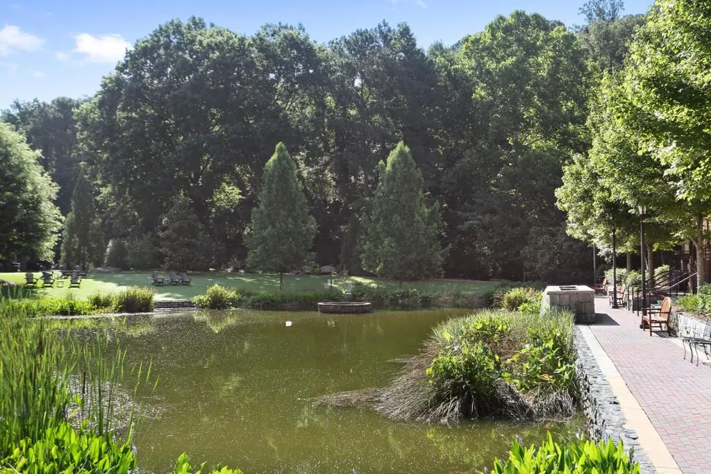 200 River Vista Drive Unit 236, Atlanta, Georgia 30339, 2 Bedrooms Bedrooms, ,2 BathroomsBathrooms,Residential,Sold,200 River Vista Drive Unit 236,6038777