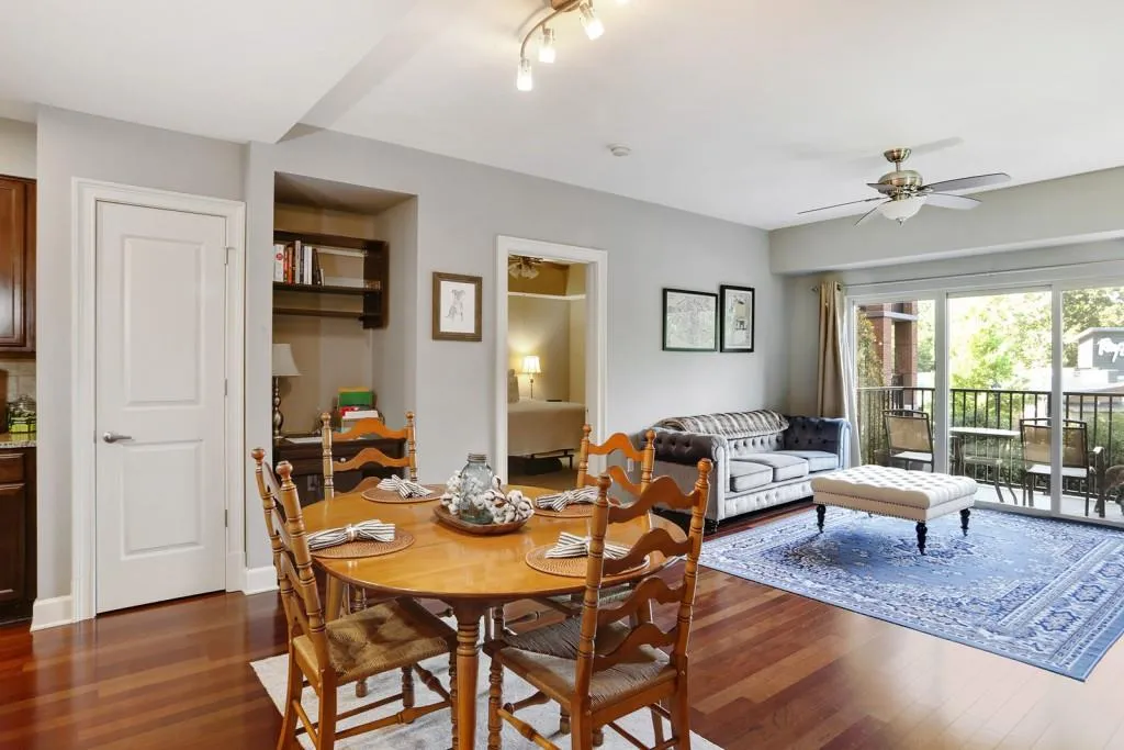 200 River Vista Drive Unit 236, Atlanta, Georgia 30339, 2 Bedrooms Bedrooms, ,2 BathroomsBathrooms,Residential,Sold,200 River Vista Drive Unit 236,6038777