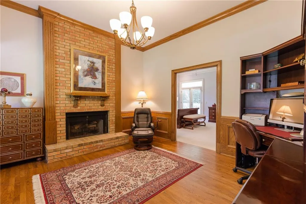 5305 Old Hundred Lane, Sandy Springs, Georgia 30327, 6 Bedrooms Bedrooms, ,4 BathroomsBathrooms,Residential,Sold,5305 Old Hundred Lane,6054186