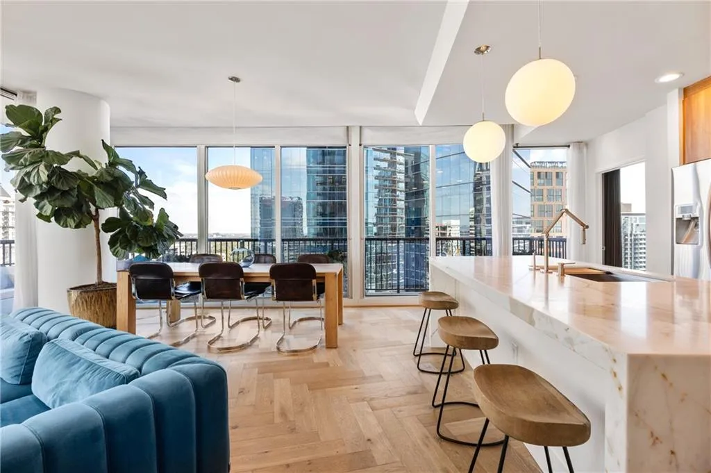 1080 Peachtree Street Ne Unit 2503, Atlanta, Georgia 30309, 2 Bedrooms Bedrooms, ,2 BathroomsBathrooms,Residential,For Sale,1080 Peachtree Street Ne Unit 2503,7669391