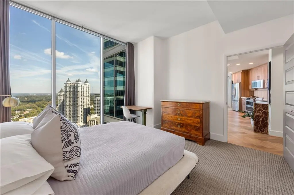 1080 Peachtree Street Ne Unit 2503, Atlanta, Georgia 30309, 2 Bedrooms Bedrooms, ,2 BathroomsBathrooms,Residential,For Sale,1080 Peachtree Street Ne Unit 2503,7669391