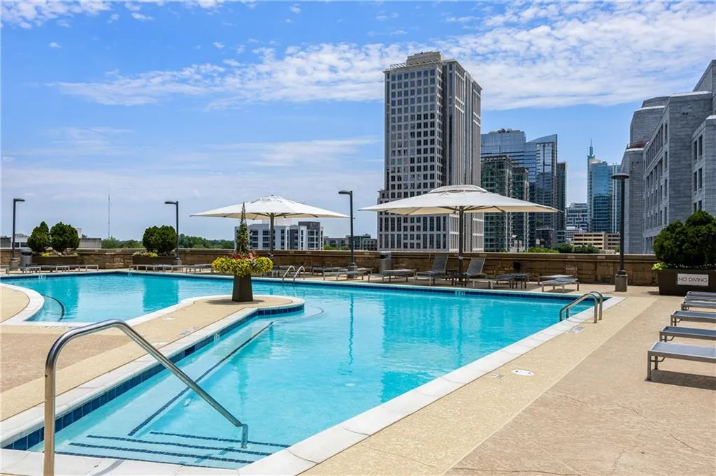 1080 Peachtree Street Ne Unit 2503, Atlanta, Georgia 30309, 2 Bedrooms Bedrooms, ,2 BathroomsBathrooms,Residential,For Sale,1080 Peachtree Street Ne Unit 2503,7669391