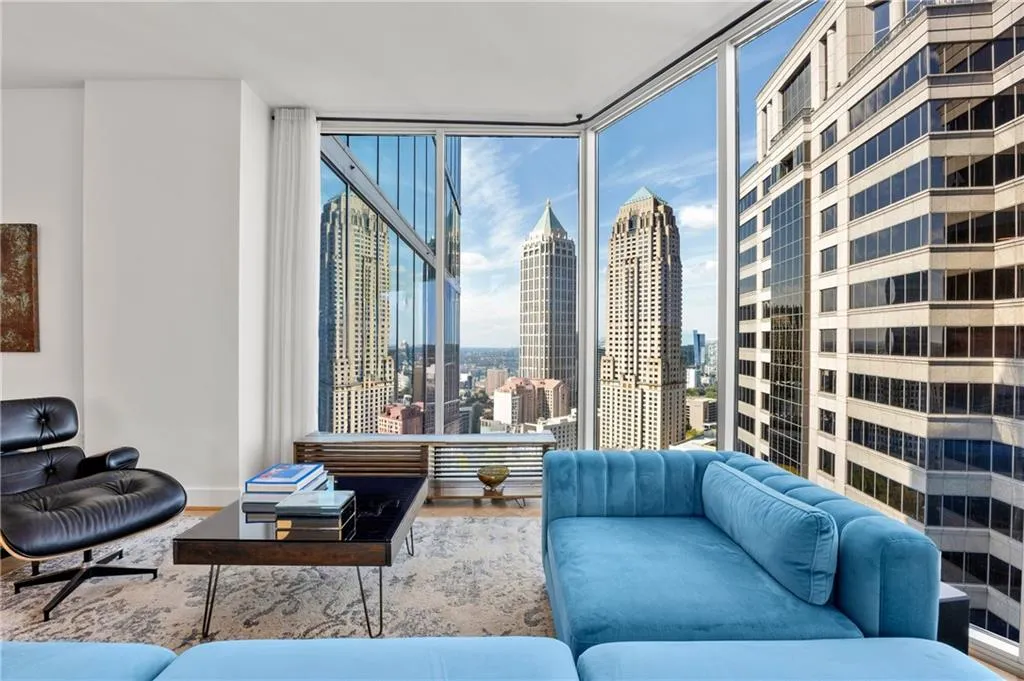 1080 Peachtree Street Ne Unit 2503, Atlanta, Georgia 30309, 2 Bedrooms Bedrooms, ,2 BathroomsBathrooms,Residential,For Sale,1080 Peachtree Street Ne Unit 2503,7669391